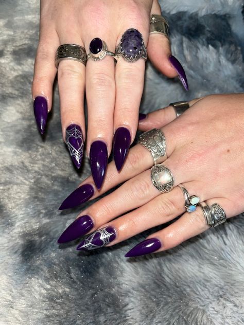 Black And Purple Gothic Nails, Purple And Black Goth Nails, Agatha Harkness Inspired Nails, Purple Nails With Black Design, Gothic Nails Purple, Short Gothic Almond Nails, Purple Stilletos Nails, Goth Prom Nails, Halloween Nails Purple And Green