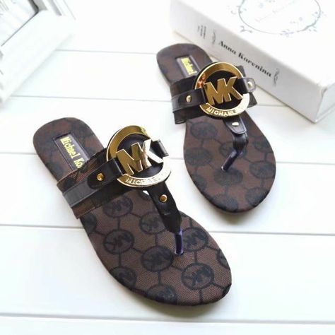 I just found an amazing item from Saramart with free shipping. Have a try!  http://f0r.co/d/oEAD/2?lan=en Mk Shoes, Gucci Collection, Luxury Sandals, Expensive Shoes, Shoes Heels Classy, Classy Shoes, Jeweled Sandals, Sandals Outfit, Tory Burch Sandals