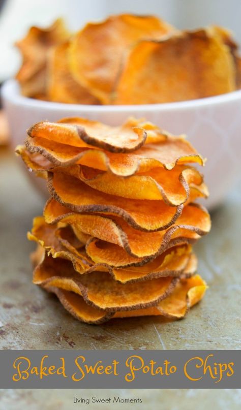 Sweet Potato Chips Baked, Snack On The Go, Baked Potato Chips, Potato Chip Recipes, The Lunchbox, Veggie Chips, Sweet Potato Chips, Burger Bar, Chips Recipe