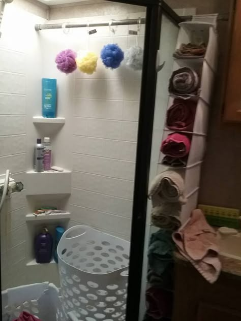 RV Bathroom Storage & Organization Ideas | RV Inspiration Rangement Caravaning, Rv Storage Organization, Rv Living Organization, Travel Trailer Organization, Trailer Organization, Camper Organization, Rv Bathroom, Camper Hacks, Rv Organization