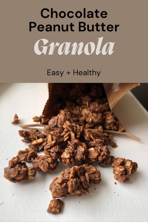 Chocolate peanut butter granola Protein Granola Recipe, Chocolate Peanut Butter Granola, Peanut Butter Granola Recipe, Vegan Granola Recipe, Chocolate Granola Recipe, Office Treats, Healthy Granola Recipe, Granola Chocolate, Work Snacks