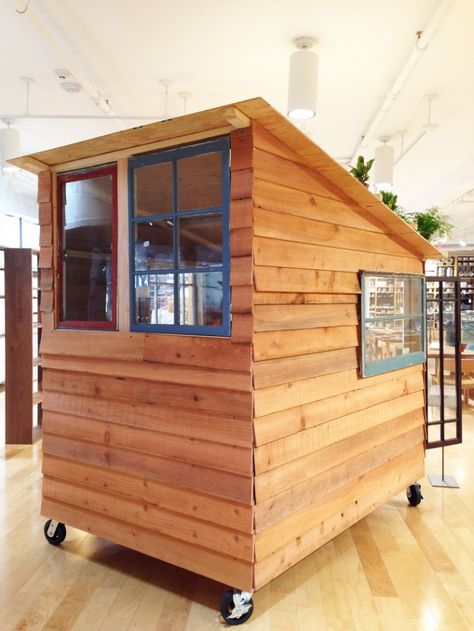 And yes it has a garden on the roof! Muji mobile garden house on wheels l Gardenista Art Studio Diy, Backyard Art Studio, Tiny House Garden, Mobile Garden, Backyard Art, Tiny Backyard, Backyard Guest Houses, Off Grid Tiny House, Shed Office