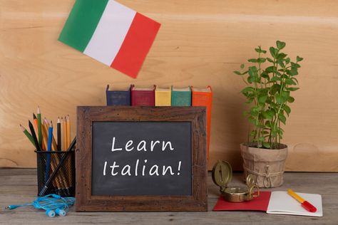 Present Tense Verbs, British Sign Language, Spanish Courses, German Grammar, Italian Language Learning, French Flag, Language Courses, Spanish Language Learning, Learning Italian