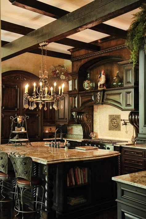 Yes. Just yes. Style Toscan, French Country Kitchen Designs, Old World Kitchens, Gothic Kitchen, Country Kitchen Designs, White Counters, French Country Kitchens, Gray Kitchen, Style Gothic