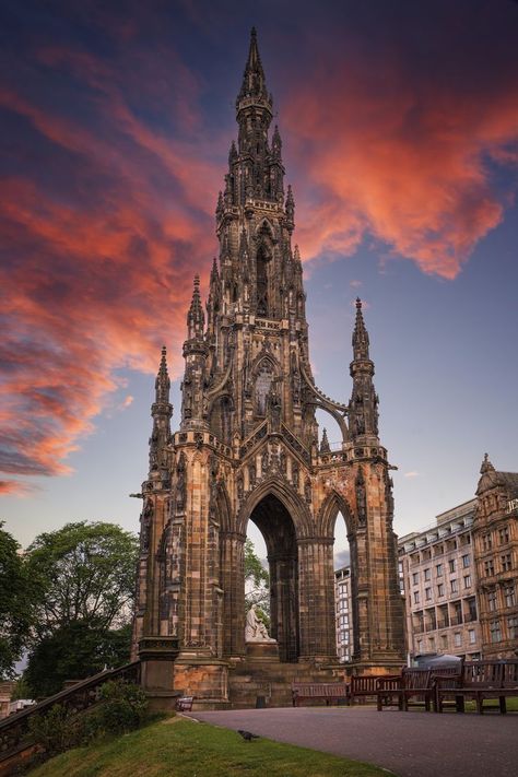 Sir Walter Scott Monument, Edinburgh Edinburgh Photography, Victorian Street, Scott Monument, Sir Walter Scott, British Architecture, Walter Scott, Edinburgh Castle, Edinburgh Scotland, Stonehenge