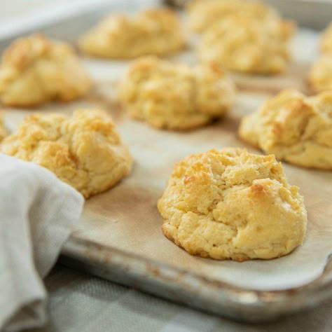 Butter Drop Biscuits, Gluten Free Drop Biscuits, Lyme Diet, Cookie Muffins, Einkorn Bread, Drop Biscuits Recipe, Flour Biscuits, Einkorn Recipes, Grain Recipes