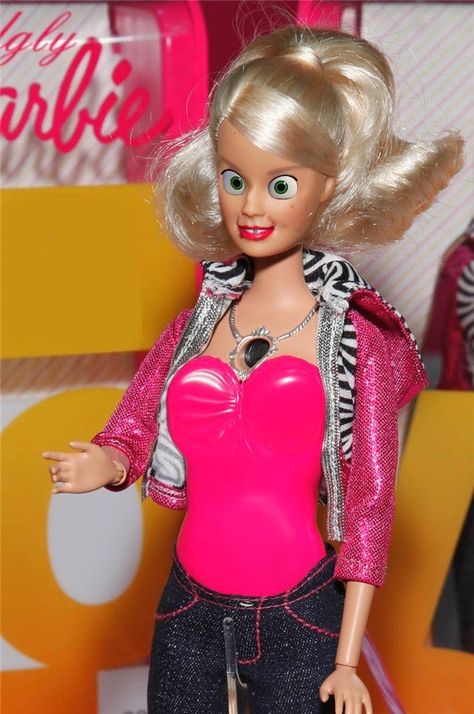 Ugly Barbie...I don't know I thought this was so funny!! Barbie Toxic, Cursed Barbie, Humor Barbie, Barbie Doll Art, Jerry Springer Show, Barbie In Real Life, Crazy Barbie, Funny Barbie, Shady Hollow