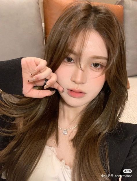 Korean Dyed Hair Brown, Ashy Burnett, Reddish Brown Hair Korean, Brown Hair For Asian, Light Brown Hair On Asian, Asian Brown Hair Color, Brown Hair Asian Girl, Asian Girl Hair Color, Brown Hair On Asian