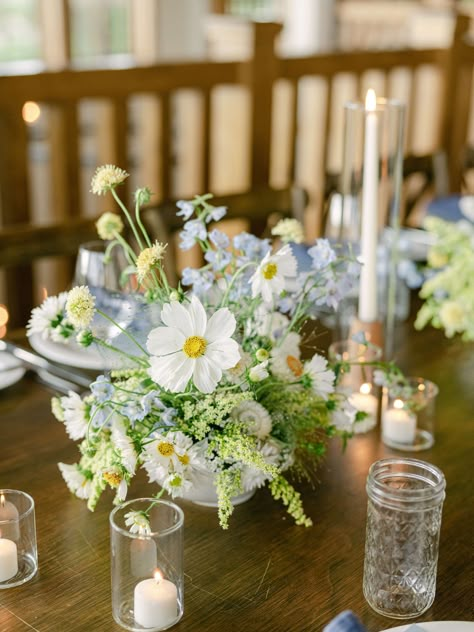 All Blue Flower Arrangement, Blue And Cream Centerpieces, Wedding Forget Me Not, Spring Wedding Wildflowers, Modern Wildflower Wedding, June Wedding Table Decor, Mediterranean Wedding Flowers, Whimsical Centerpiece Wedding, Blue And White Tablescapes Wedding