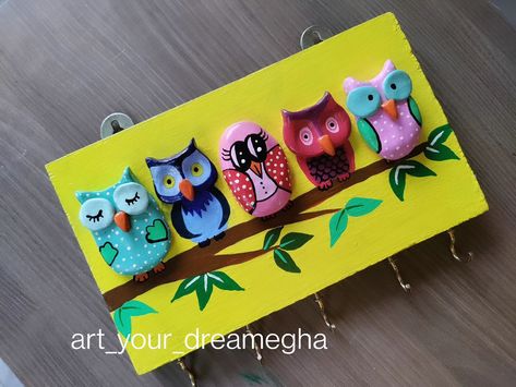 Owl Key Holder DM to order #handmade #keyholder #owldecor #owlkeyholder #smallbusinessindia #womeninbusiness #instagram #instaphoto #gift #bulkorder #artyourdreamegha Key Holder Diy, Terracotta Jewellery Designs, Owls Drawing, Owl Decor, Handmade Decor, Owl Design, July 10, Hand Painting Art, Diy Creative