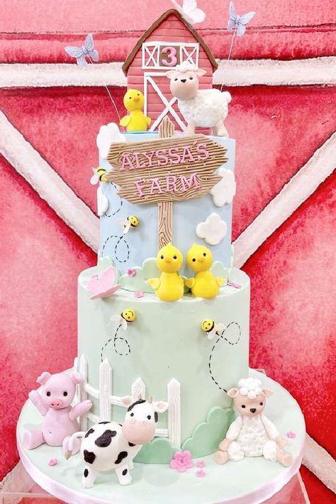 Farm Party Birthday, Girl Farm Birthday Party, Farm Birthday Cake, Barn Birthday Party, Girls Farm Birthday, Farm Birthday Cakes, Barnyard Cake, Barn Cake, Farm Animal Cakes