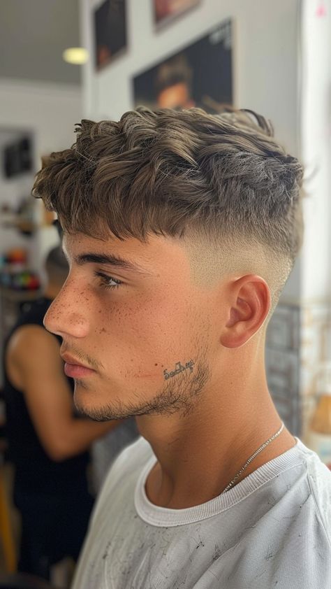 Textures Fringe Haircut Men, French Crop Fade Haircut Men, Mens Short Fringe Hairstyles, Men’s Hairstyles French Crop, Clipper Cuts Men, Men’s Fades, French Crop Top Haircut Men, Textured French Crop Hair Men, Corte French Crop