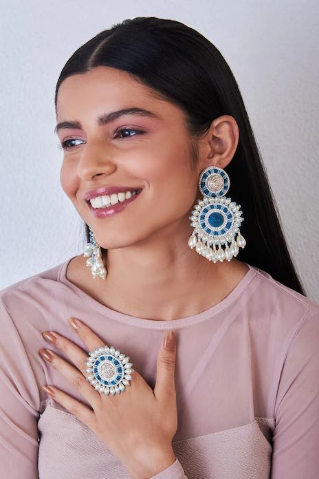 Flaming Cloud Earrings Embroidered Ring, Haldi Jewellery, Handmade Earings, Diy Earrings Easy, Cloud Earrings, Bridal Jewelry Sets Brides, Embroidered Earrings, Accessorize Jewellery, Diy Fabric Jewellery