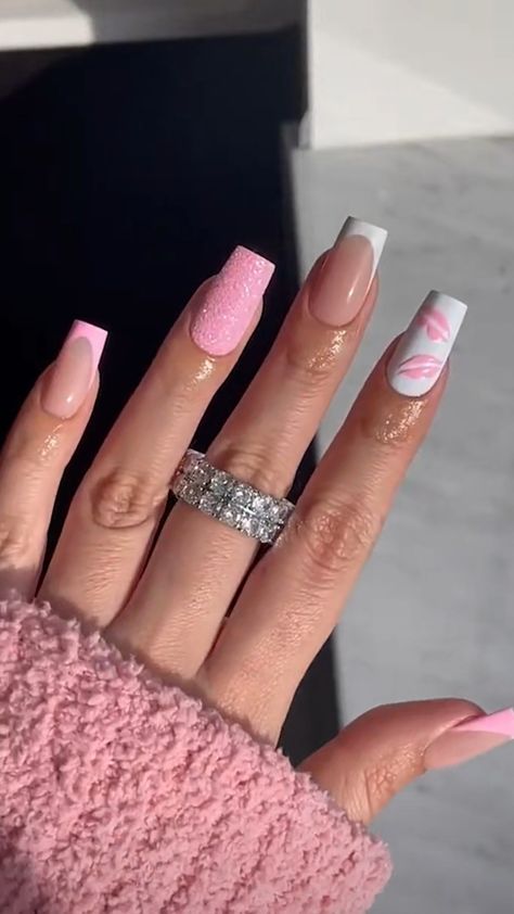 French Tips White, Valentine Nails Pink, White Gel Polish, Pink Gel Polish, Double Liner, Diy Bts, Kiss Nails, White Glitter Nails, Pink Gel