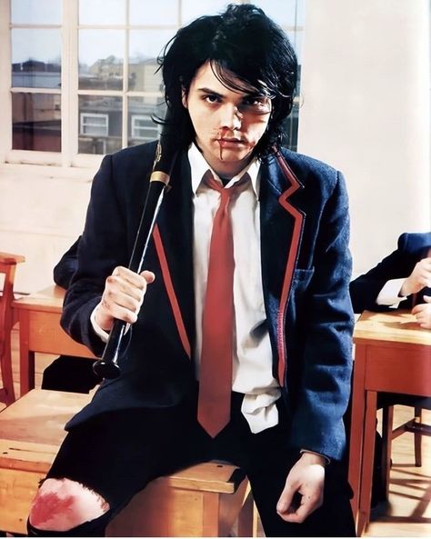 Revenge Gerard Way, Revenge Gerard, My Chemical Romance Members, Revenge Era, The Dark Ages, I Love Mcr, Sweet Revenge, Black Parade, Emo Guys