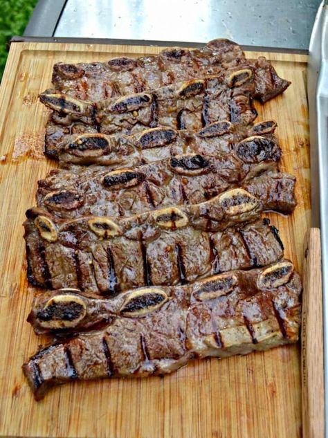 Short Ribs Flanken Style Recipe, Beef Plate Short Ribs, Plate Short Ribs, Flanken Short Ribs Recipe, Flanken Ribs, Roast Chicken And Gravy, Ribs In Oven, Beef Short Rib Recipes, Picnic Recipes