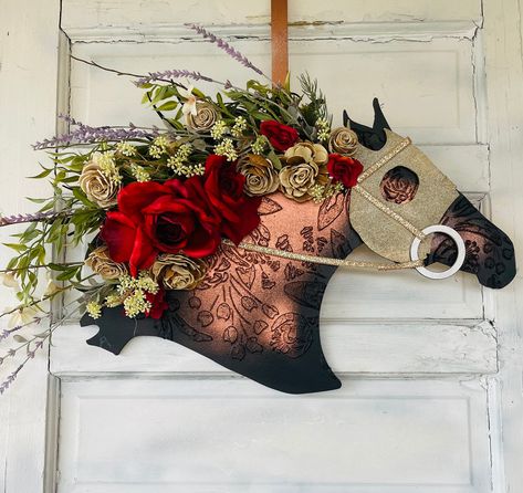 Excited to share this item from my #etsy shop: Run for the Rose's Horse Head Wreath - Equestrian Gift - Kentucky Derby Wreath - Party Decor Kentucky Derby Themed Party, Horse Head Wreath, Roses Wreath, Horse Wreaths, Off To The Races, Large Farmhouse, Ky Derby, Derby Horse, Run For The Roses