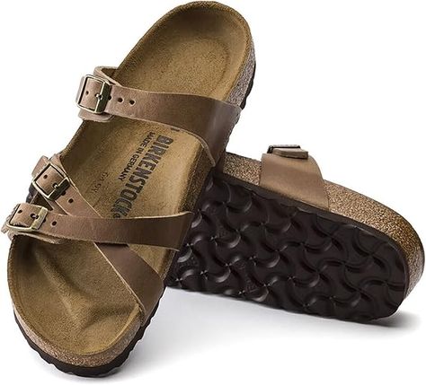 Amazon.com: Birkenstock 1015930140 Franca Tobacco Oil LTR R 40 : Clothing, Shoes & Jewelry Birkenstock Franca, Brown Birkenstock, Birkenstock Styles, Birkenstock Style, Chic Sandals, Stylish Sandals, Trending Sneakers, Natural Leather, Signature Style