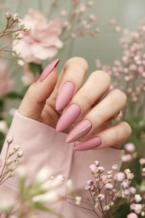 Embrace the summer vibes with these chic matte pink nails, ideal for a fresh and trendy look. This nail design features soft, rounded edges that beautifully complement the muted pink hue, giving a sophisticated touch. The matte finish elevates the style, making it perfect for any occasion. Whether you're lounging by the pool or enjoying a day out, these pink nails will make a statement. Try this stunning look and elevate your nail game! #PinkNails #NailArt #MatteNails #SummerNails Nude Nail Ideas, Matte Pink Nails, Nude Nail, Minimal Nails, Muted Pink, Nail Style, Matte Pink, Classy Nails, Nail Games