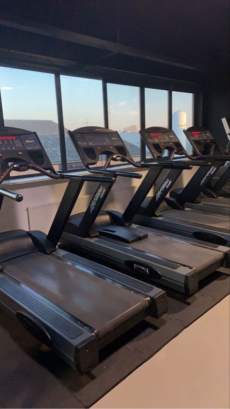 Cardio Aesthetic, Treadmill Benefits, Cardio Motivation, Proper Running Form, Running Pace, Interval Running, Gym Lifestyle, Short Workouts, Tempo Run