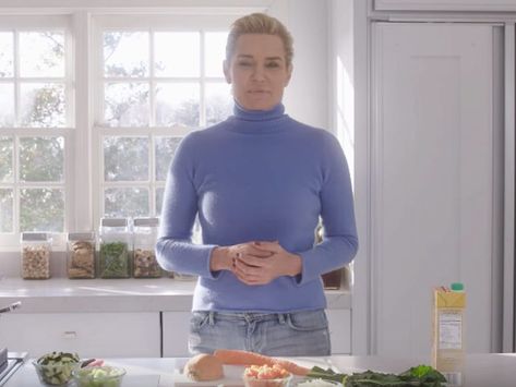 What Yolanda Hadid Eats in a Day to Make 54 Look Like 34 Yolanda Foster Style, Healthy Eating Menu, Yolanda Foster, Light Soups, Yolanda Hadid, Protein Salad, Baby Kale, Light Salad, Real Housewives Of Beverly Hills