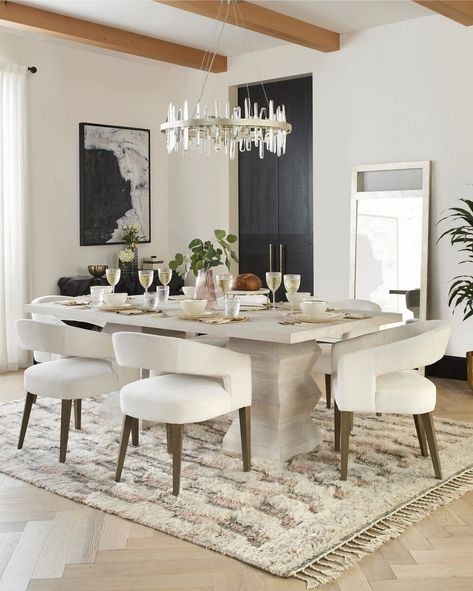 Dining Chairs For Marble Table, Modern Dining Room Tables And Chairs, Comfort Dining Chairs, Dining Table 2024 Trends, Stone Dining Table Modern, Dinning Room Chairs Modern, Dinning Chairs Design, Dinning Chairs Modern Luxury, Dining Room Design Modern Chic