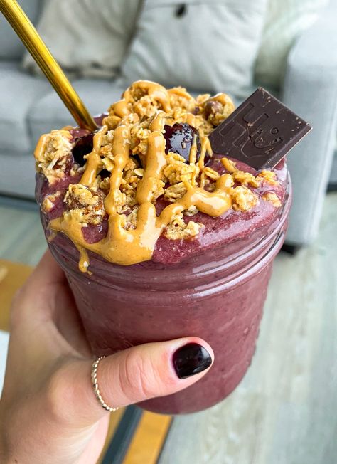 Summer Smoothie Recipes, Cherry Breakfast, Protien Smoothies Recipes, Cherry Smoothie Recipes, Cherry Drink, Smoothie Recipes Strawberry, Mixed Berry Smoothie, Cherry Smoothie, Protein Smoothie Recipes