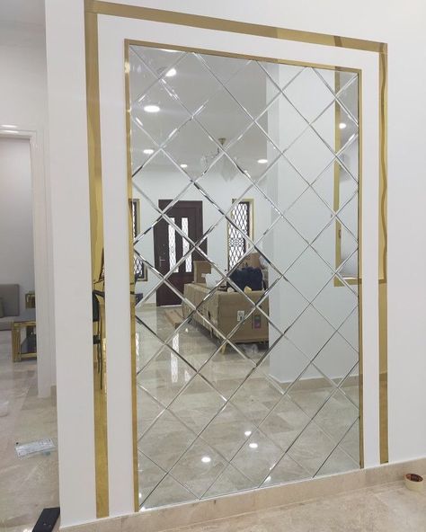 Wall Mirror Design Ideas, Mirror Design Ideas, Wall Mirror Design, Glass Wall Design, Aesthetic Interior Design, Mirror Wall Living Room, Aesthetic Interior, Door Glass Design, Wall Decoration Ideas