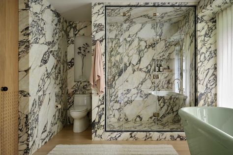 Elizabeth Metcalfe Designs House In Rosedale, Toronto - Vogue Australia Viola Marble Bathroom, Calcutta Viola Marble, Calcutta Viola, Modern Organic Bathroom, Eclectic Mid Century Modern, Organic Bathroom, Marble Bathroom Floor, Viola Marble, Mid Century Modern Minimalist