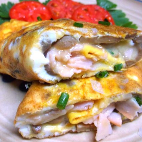 SMOKED TURKEY MUSHROOM CHEESE OMELETTE Turkey Omelette, Cheese Omelette Recipe, Turkey Mushroom, Omelette Recipes, Mushroom Cheese, Mushroom Omelette, Cheese Omelette, Smoked Turkey Breast, Omelets Recipe