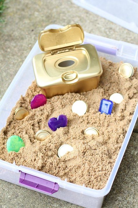 Sand Box Sensory Play, Mermaid Sensory Play, Sand Table Ideas, Boat Sensory Bin, Diy Treasure Chest, Preschool Sensory, Treasure Chests, Wipes Container, Sensory Activities Toddlers