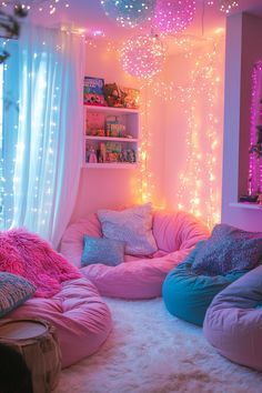 Creative Fairy Lights Ideas, Bedroom Ideas Boho Colorful, Fairy Lights Boho Bedroom, Room With Lights Aesthetic, Cosy Girly Bedroom, 13 Year Girl Room Ideas, Girls Bedroom Ideas Teenagers Aesthetic, Where To Put Fairy Lights Bedroom, Rainbow Aesthetic Room