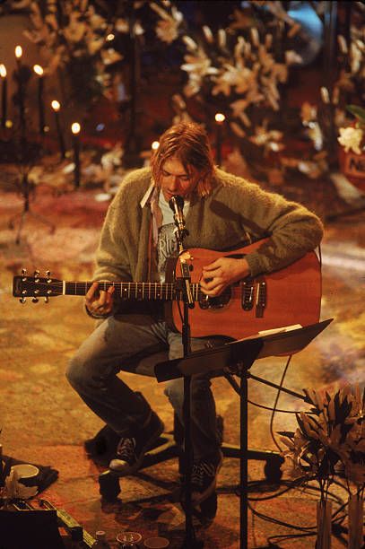 Otd 1993: Nirvana Record "Mtv Unplugged In New York" Pictures Gallery - Getty Images Music Studios, Mtv Unplugged, Kurt Cobain, Nirvana, Mtv, Guitar, Music, Christmas, Hair