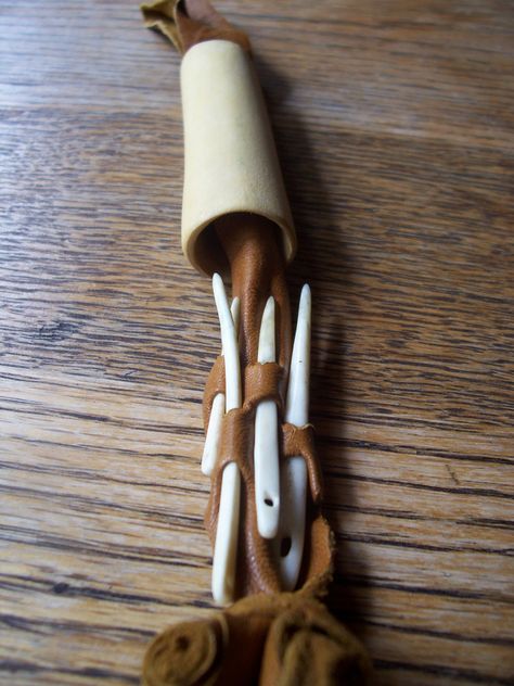 Needle Case and Bone Needles | by Ragnvaeig Bone Needle, Antler Crafts, Viking Reenactment, Antler Art, Bone Crafts, Bone Art, Tablet Weaving, Needle Cases, Norse Vikings