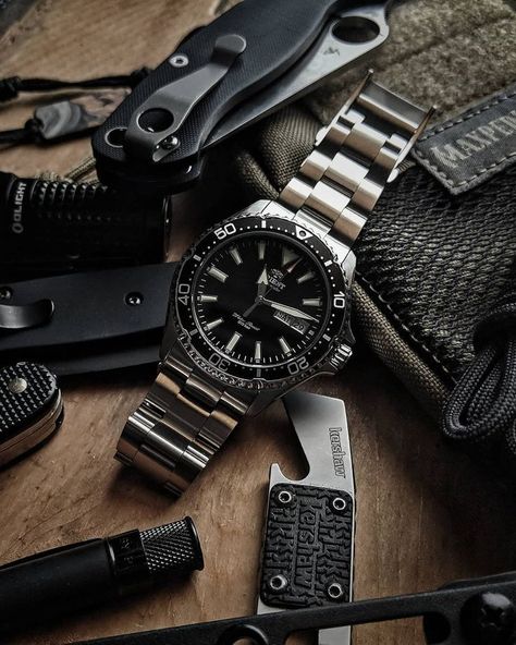 Is The Orient Kamasu The Hottest Affordable D Luxury Men's Watches For Streetwear, Functional Black Watches For Streetwear, Orient Watch Men, Orient Diver Watch, Orient Watch Vintage, Mens Watch Brands, Stylish Watches Men, Military Tactical Watches, Orient Watch