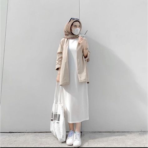 Muslim Outfit, Hijabi Fashion Casual, Hijab Fashion Inspiration, Outfit Hijab, Ootd Hijab, Trend Fashion, Women Long Dresses, Hijab Outfit, Maternity Wear