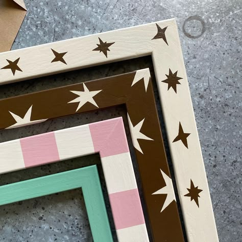 PICTURE PERFECT ….with some exciting shoots planned in the coming weeks , it’s got me researching lots of hand painted products for the home ! Absolutely love these little hand painted frames 🖼️ from @studiosimonelondon , the perfect finishing touch to your favourite piece of art 🍒🍭🌈🖌️🖼️ #theforevevercurates #interiorstyle #interiorinspo #colour #art #fashion #madeofmatter #tablescape #oldandnew #creativeplatform #statementpiece #centrepiece #extrodinaryinteriors #memphiscolours #dunelm #... Anthropologie Home Diy, Painted Cork Board Ideas, Picture Frame Aesthetic, Colourful Frames, Frame Design Ideas, Decorative Picture Frames, Upcycle Home Decor, Decorated Frames, Painted Photo Frames