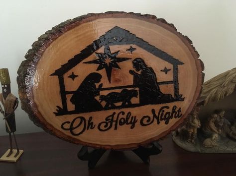 Christmas Manger, Diy Nativity, Wood Burn Designs, Woodburning Projects, Wood Burning Art, Family Handyman, Holy Night, Nativity Scene, Wood Slices