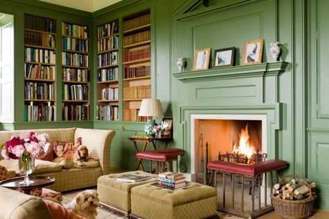 50 best interiors tips of the last 50 years, from legendary interior designer Nina Campbell - Country Life Country Sitting Room, Banqueting House, Villa Rosa, Nina Campbell, Building A New Home, Edwardian Fashion, Downton Abbey, Breakfast Room, Farrow Ball