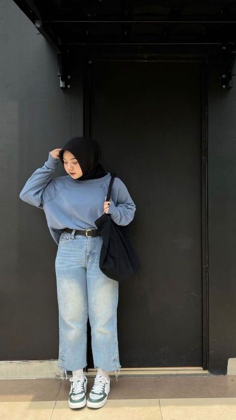 Outfit Hijab Casual Gendut, Outfit Cewe Gemuk, Ootd Gemuk, Ootd Vest, Plus Size Hijab, Ootd Sweater, Big Size Outfit, Outfit Hijab Casual, Ootd Hijab Casual