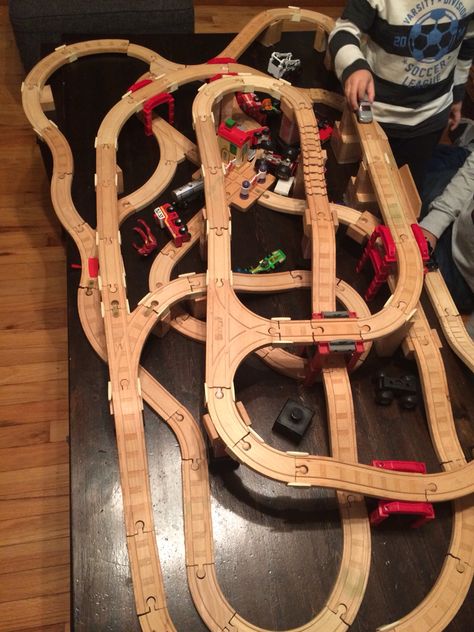 Toy train track design Train Track Ideas, Brio Train, Track Design, Wooden Train Track, Train Table, Cars Birthday Party Disney, Track Toy, Wooden Train, Lego Models