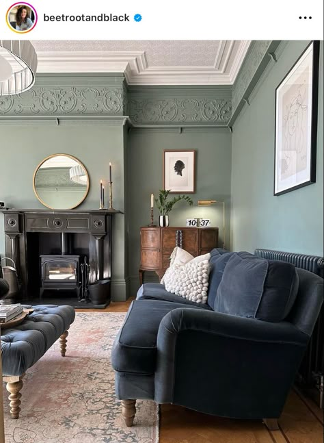 Living Room Victorian House, Edwardian Living Room, Victorian Lounge, Dark Green Living Room, Blue Couch Living Room, Georgian Interiors, New House Living Room, Sitting Room Design, Victorian Living Room