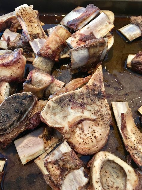 Beef or Lamb Bone Broth - Culinary Concerto Lamb Bone Broth, Making Bone Broth, Gluten Free Cupcakes, Oatmeal Muffins, Tortilla Soup, Breakfast Breads, Bone Broth, Breakfast Dessert, Pressure Cooking