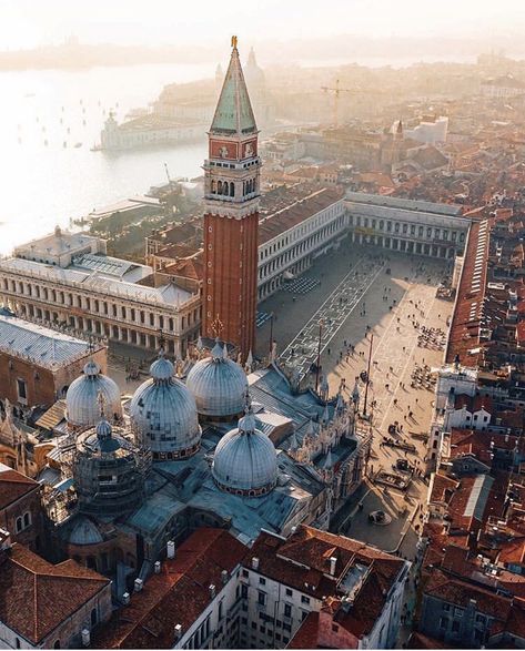 St Marks Square Venice, Visit Venice, Venice Italy Travel, Europe Photos, Italy Photo, Italy Vacation, Europe Destinations, Venice Italy, Places Around The World