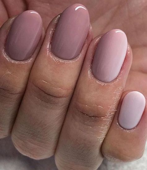 Mauve Nails Design Short, Mauve Gel Nails Ideas, Mauve Summer Nails, Ombre Mauve Nails, Nude Mauve Nails, Mauve Nails With Accent, Mauve Acrylic Nails, Mauve Purple Nails, Mauve Gel Nails