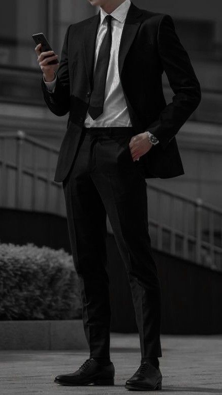 [Promotion] 61 Most Saved Wedding Suits Men Black Hacks You Need To See In All Season #weddingsuitsmenblack Suits For Guys, Black And White Suit, Black Suit Men, Gentleman Aesthetic, Classy Suits, Classy Outfits Men, Men Stylish Dress, Guys Clothing Styles, Men Formal