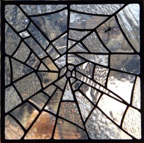 the amazing spiderman, gweter, gwen stacy, peter parker Heart Spiderweb, Moodboard Images, Wire Spider, Whimsy Goth, Dark Home Decor, Dark Home, Black Jack, Stained Glass Panel, Gothic House