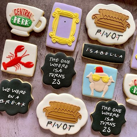 BAKED BY BELLA on Instagram: “27 years ago today, one of the greatest TV shows aired for the very first time! ☕️⁣⁣ ⁣⁣ Il y a 27 ans aujourd’hui, une des meilleures…” Friends Cookies Decorated, Dessert Table Treats, Friend Tv Show, Friends Cookies, Table Treats, Cutout Cookie, Vanilla Sugar Cookies, Tv Show Friends, Theme Cookies