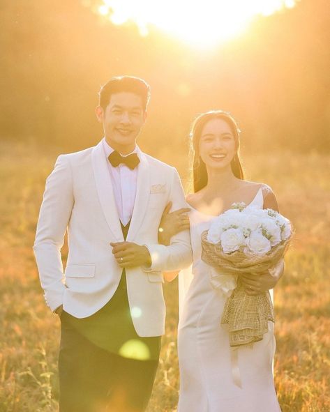 Kdrama Wedding, Nice Couple, Prewedding Ideas, Filipino Clothing, Thai Wedding Dress, Thai Wedding, Wedding Pose, Cute Couple Images, My Kind Of Love