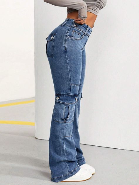 SHEIN ICON Women's Flared Cargo JeansI discovered amazing products on SHEIN.com, come check them out! Flare Cargo Jeans, Simple Outfits For School, Closet Clothing, Extra Outfits, Nice Clothing, Shein Icon, Simple Fits, Cute Pants, Jeans Cargo